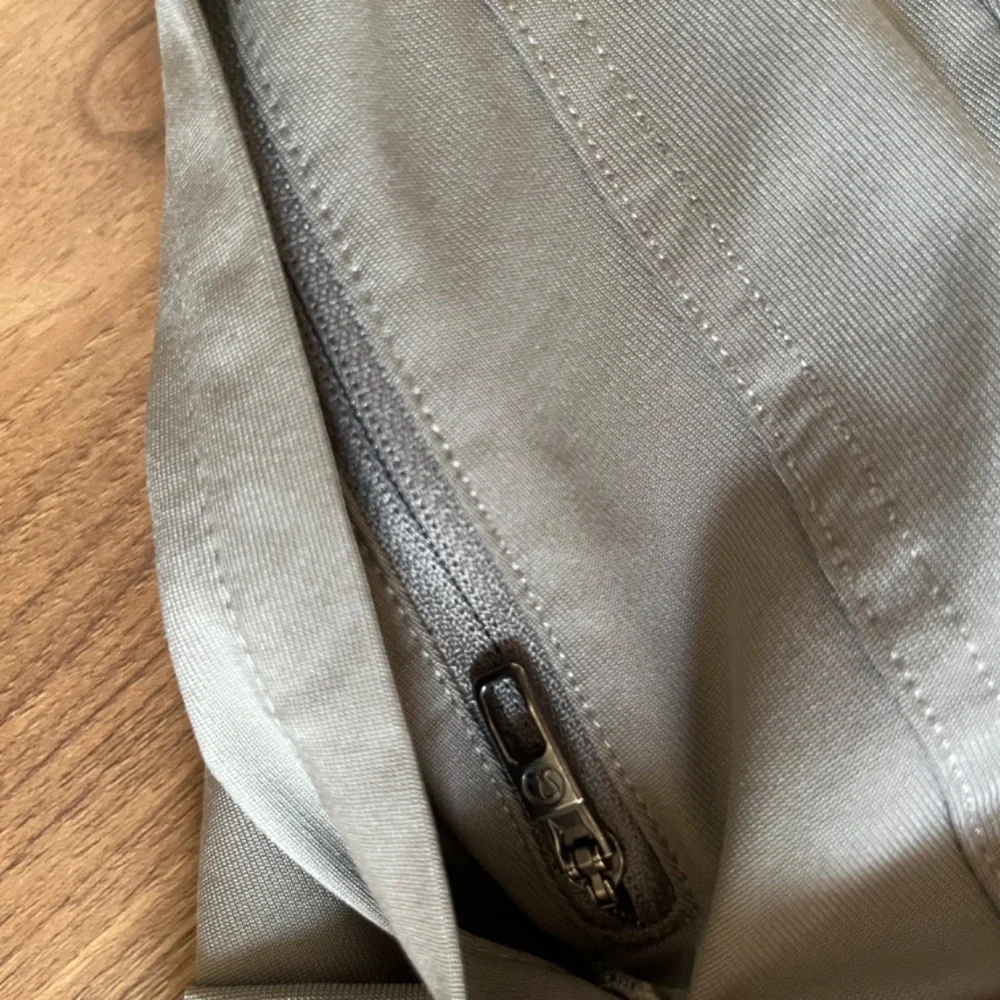 Lululemon ABC Pants 36